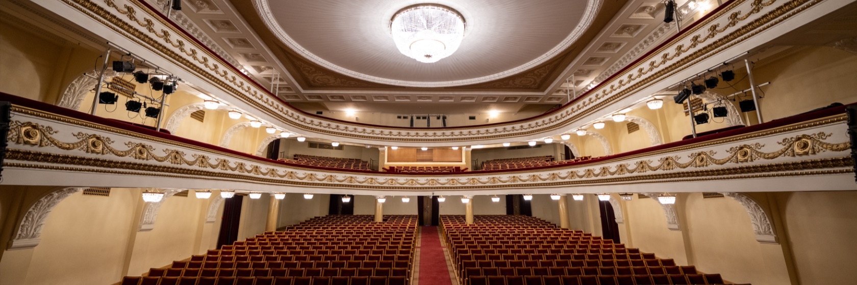 Mere keskus suur saal